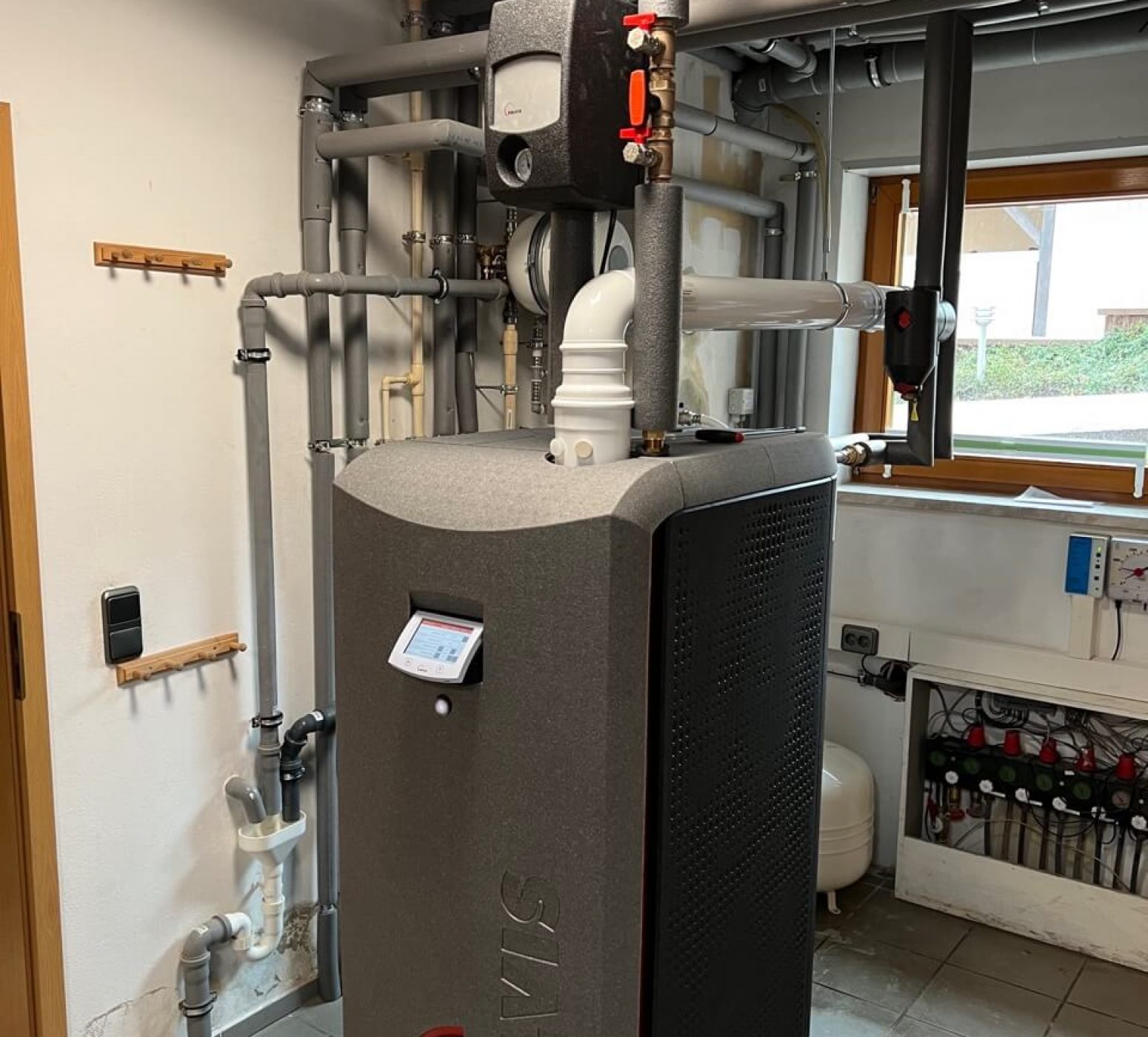 Heizungssanierung-durch-Solvis-Waermepumpe-in-Stollberg-2